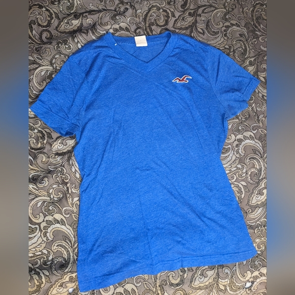 Hollister Vneck T-shirt Small Logo 💙 - Picture 1 of 4